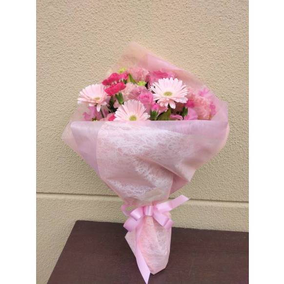 ピンクのガーベラ花束